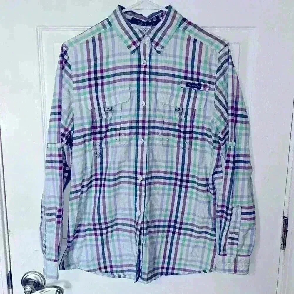 Columbia PFG, Performance Fishing Gear plaid shirt. Size small. Super Bahama